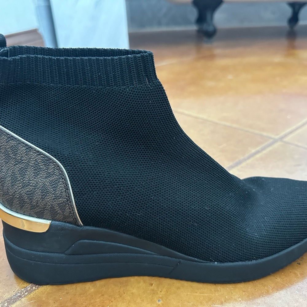 Michael Kors Women’s Wedge Bootie LIKE NEW